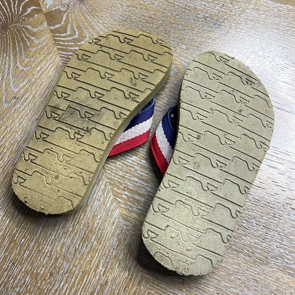 VINEYARD VINE Little Boy Red/White/Blue Thong Sandals 13